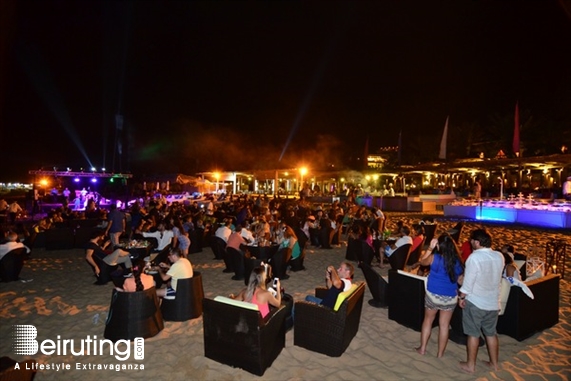 Edde Sands Jbeil Beach Party Edde Sands BBQ Pieds Dans Leau Lebanon