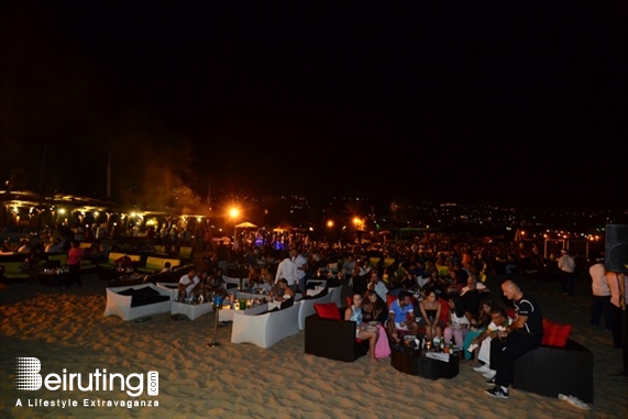 Edde Sands Jbeil Beach Party Edde Sands BBQ Pieds Dans Leau Lebanon