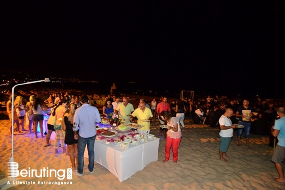 Edde Sands Jbeil Beach Party Edde Sands BBQ Pieds Dans Leau Lebanon