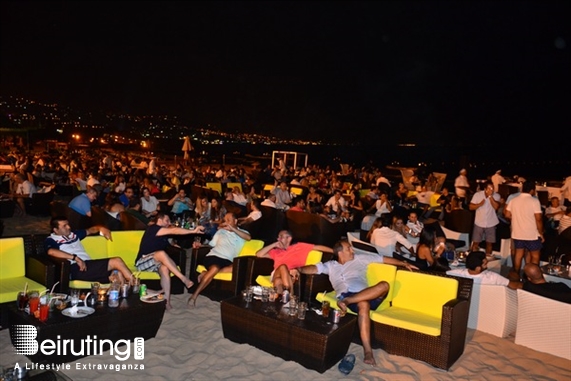 Edde Sands Jbeil Beach Party Edde Sands BBQ Pieds Dans Leau Lebanon