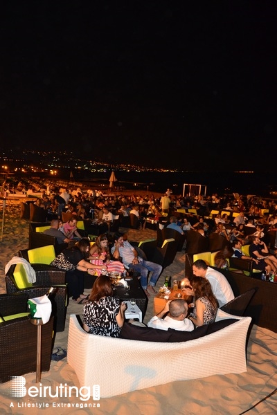 Edde Sands Jbeil Beach Party Edde Sands BBQ Pieds Dans Leau Lebanon