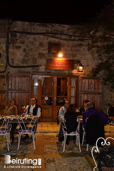 éCafé-EddeYard Jbeil Nightlife Edde Yard on Saturday Night Lebanon