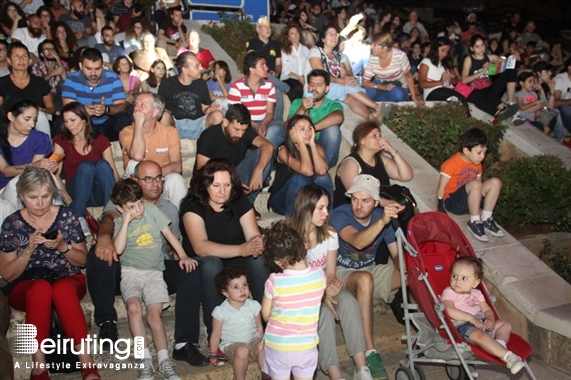 Activities Beirut Suburb Social Event Fete de la Musique at Thermes Romains Lebanon