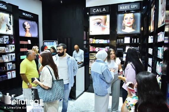 Store Opening  Opening of Izzat Daouk at Centro Mall Lebanon