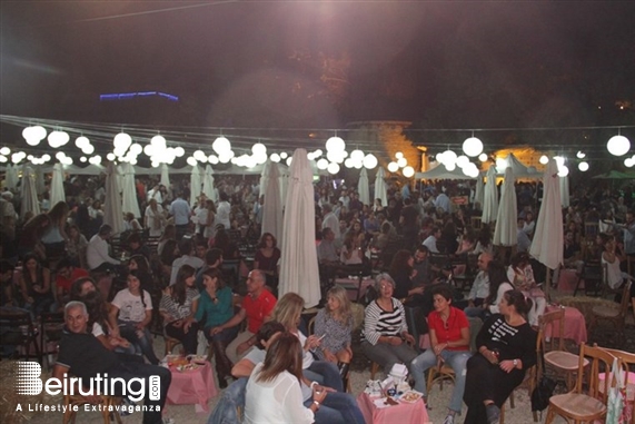 Activities Beirut Suburb Social Event La France A Mar Mikhael Lebanon