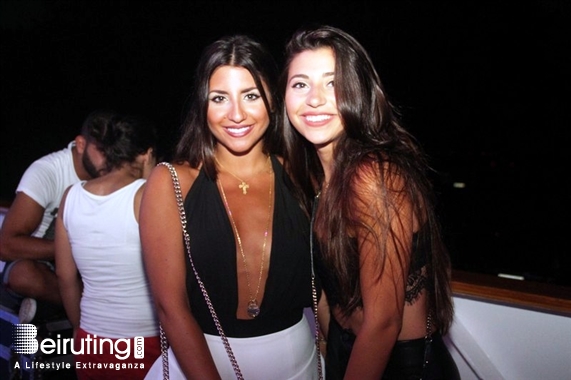 Activities Beirut Suburb Nightlife Lasgidi Beirut Yacht Night Lebanon