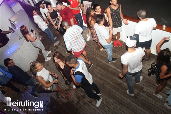 Activities Beirut Suburb Nightlife Lasgidi Beirut Yacht Night Lebanon