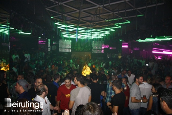 MAD Beirut Suburb Nightlife YOLO with DJ@War Lebanon