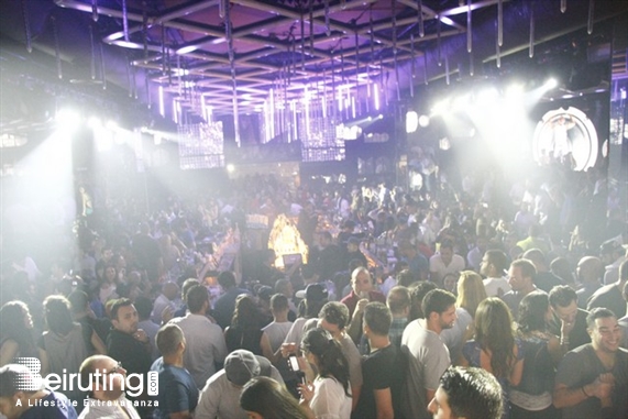 MAD Beirut Suburb Nightlife YOLO with DJ@War Lebanon