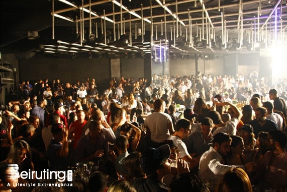 MAD Beirut Suburb Nightlife YOLO with DJ@War Lebanon