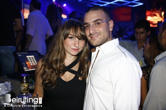 MAD Beirut Suburb Nightlife YOLO with DJ@War Lebanon