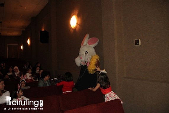 Activities Beirut Suburb Theater Les Aventures De Peter Cottontail Lebanon