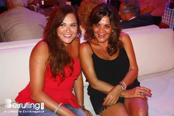 White  Beirut Suburb Nightlife Rotaract Club Massive Party Lebanon