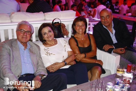 White  Beirut Suburb Nightlife Rotaract Club Massive Party Lebanon