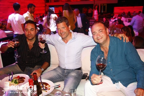 White  Beirut Suburb Nightlife Rotaract Club Massive Party Lebanon