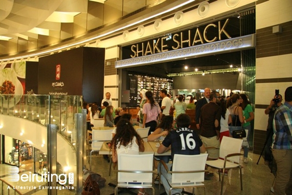 Shake Shack Beirut Suburb Social Event Shake Shack Opening Lebanon