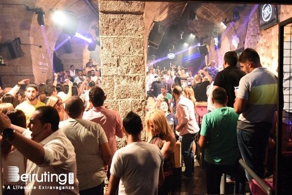 Taiga Batroun Batroun Nightlife Taiga Batroun On Saturday Night Lebanon