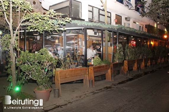 Tonic Cafe Bar Jounieh Nightlife Tonic on Saturday Night Lebanon