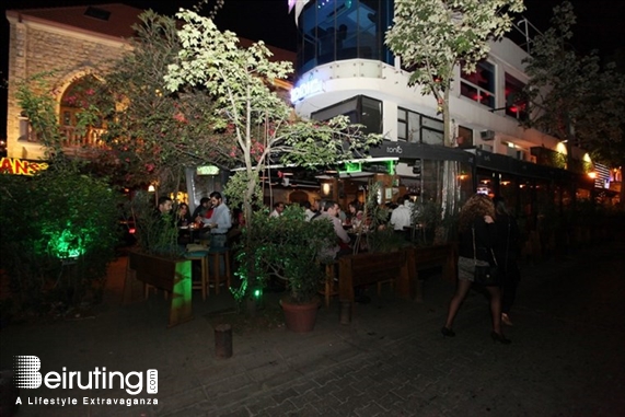 Tonic Cafe Bar Jounieh Nightlife Tonic on Saturday Night Lebanon