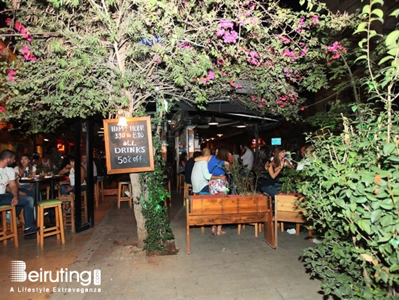 Tonic Cafe Bar Jounieh Nightlife Tonic on Saturday Night Lebanon