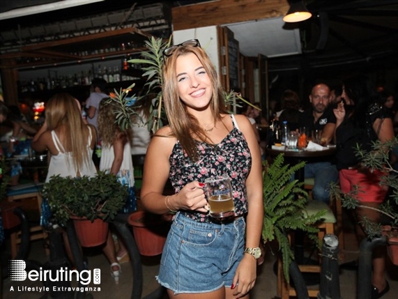 Tonic Cafe Bar Jounieh Nightlife Tonic on Saturday Night Lebanon