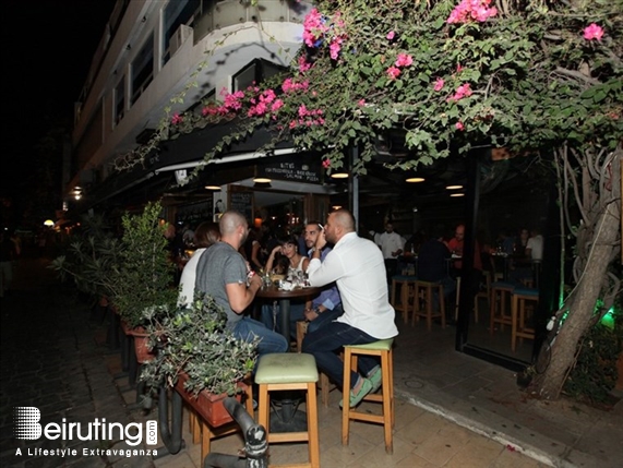 Tonic Cafe Bar Jounieh Nightlife Tonic on Saturday Night Lebanon