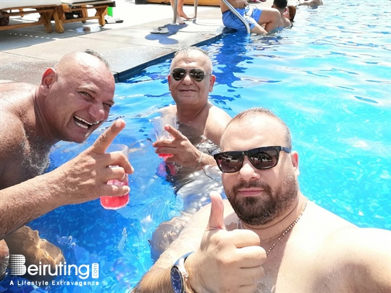 Veer Kaslik Beach Party Veer on Sunday-Selfies Taken by Huawei nova 3i Lebanon