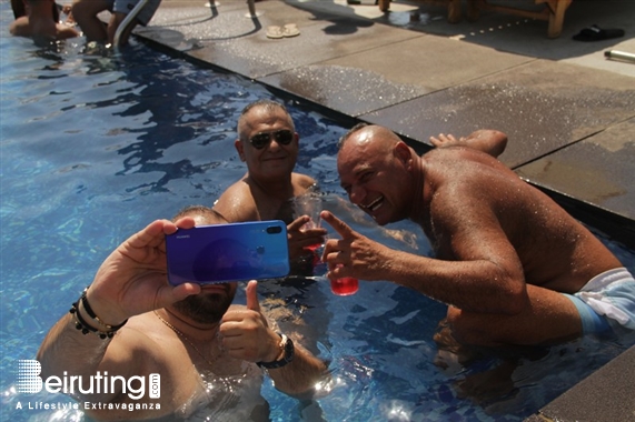 Veer Kaslik Beach Party Veer on Sunday-Selfies Taken by Huawei nova 3i Lebanon