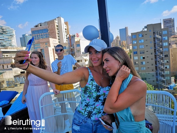 Warwick Palm Beach Hotel Beirut-Downtown Beach Party Fun Gathering at Wawrick Palm Beach Hotel-Selfies Taken by Huawei nova 3i Lebanon